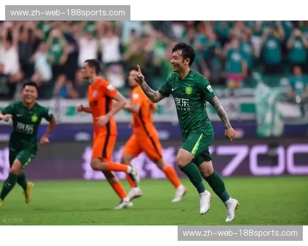 燃情2017：北京国安与上海上港的巅峰对决，一场载入史册的绿巨人与东亚最强的碰撞